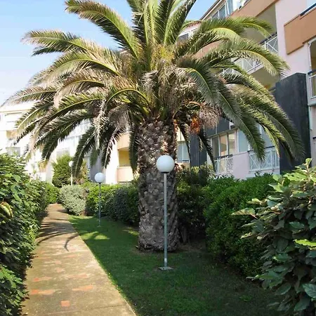 Διαμέρισμα T3 In Front Of The Sea With Pool Agde