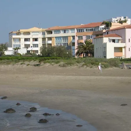 T3 In Front Of The Sea With Pool *